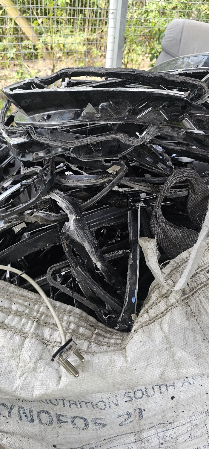 Black automotive lighting plastics